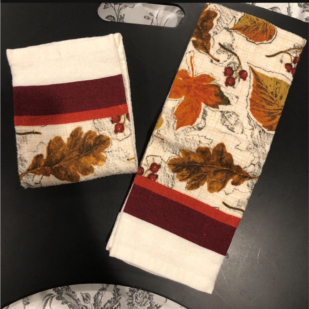 Fall Leaves - Walmart holiday kitchen towel set